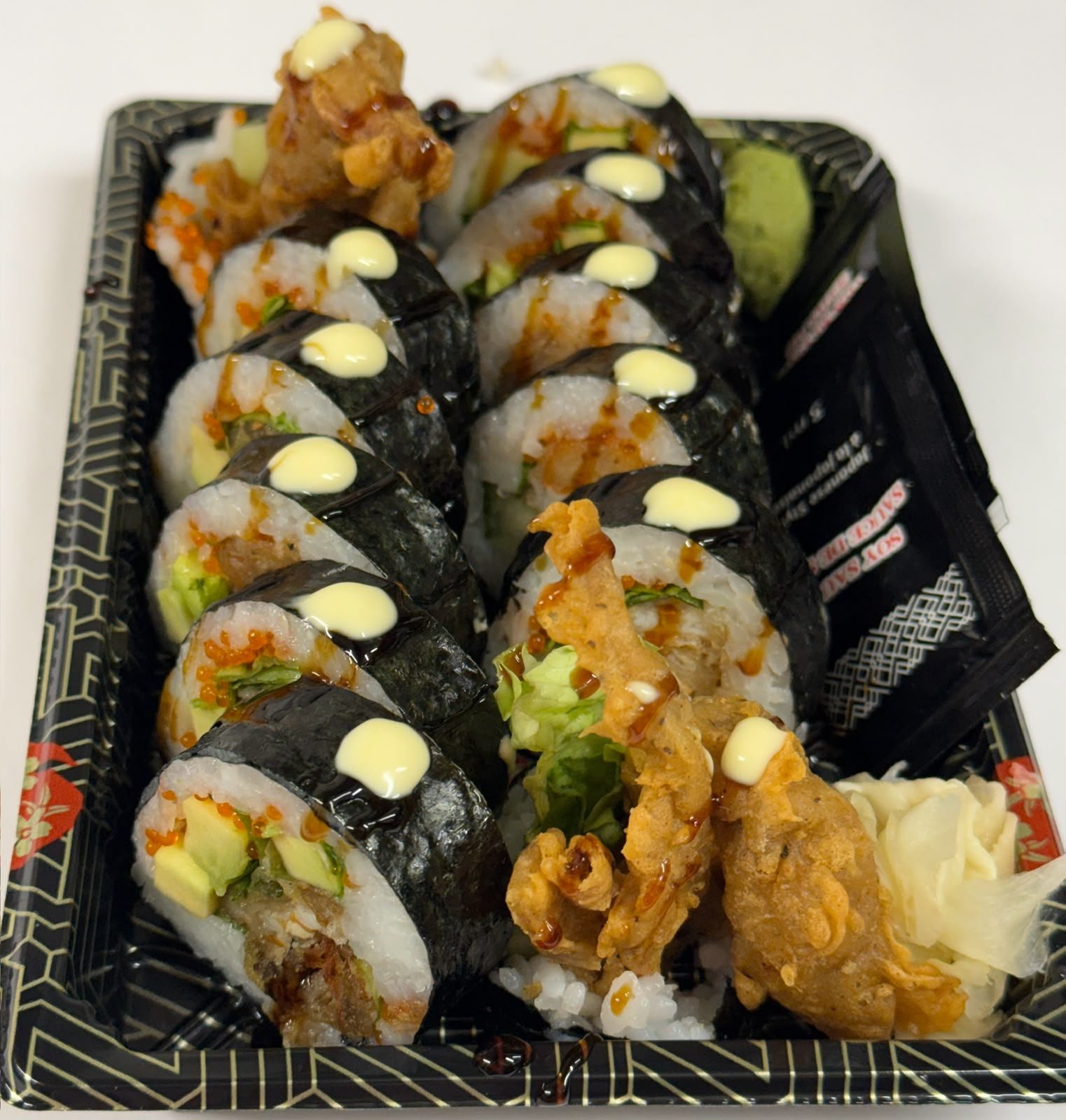 Dragon crunch roll at Makizu