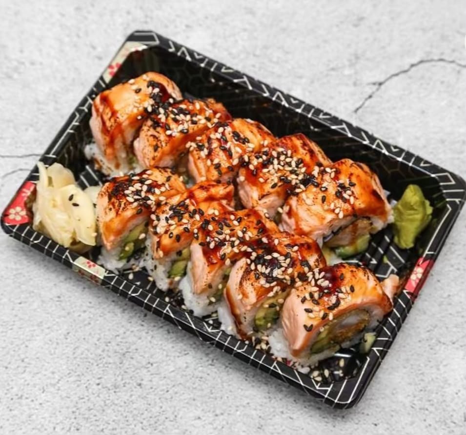 Makizu special signature roll